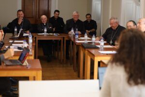 Lee más sobre el artículo Iglesia y Medios de comunicación: Expertos abogan por una comunicación más ágil y menos autorreferencial