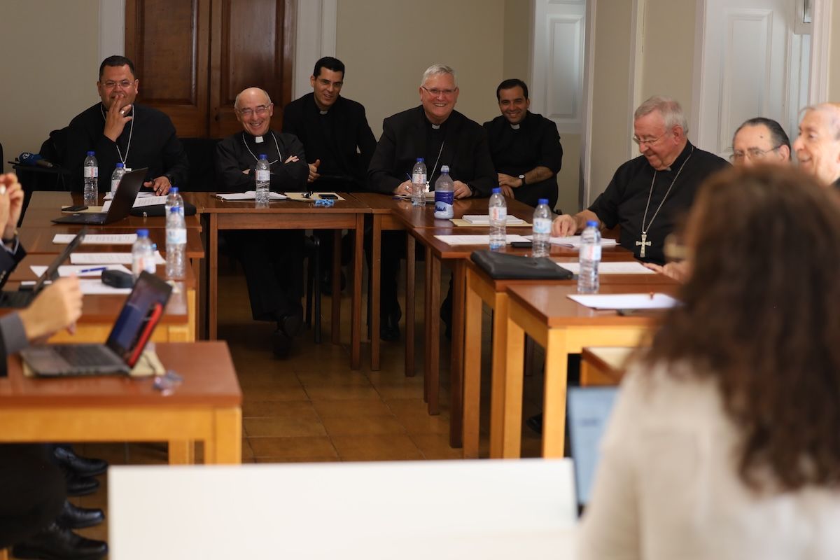 En este momento estás viendo Iglesia y Medios de comunicación: Expertos abogan por una comunicación más ágil y menos autorreferencial